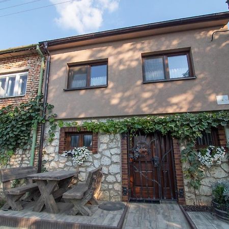 Ubytovani V Hovoranech Hovorany Exterior foto